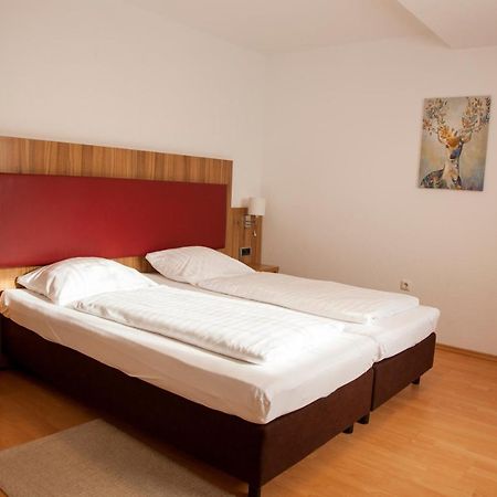 Gaestehaus Haeuser Linden  Екстериор снимка