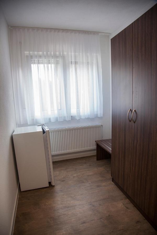 Gaestehaus Haeuser Linden  Екстериор снимка