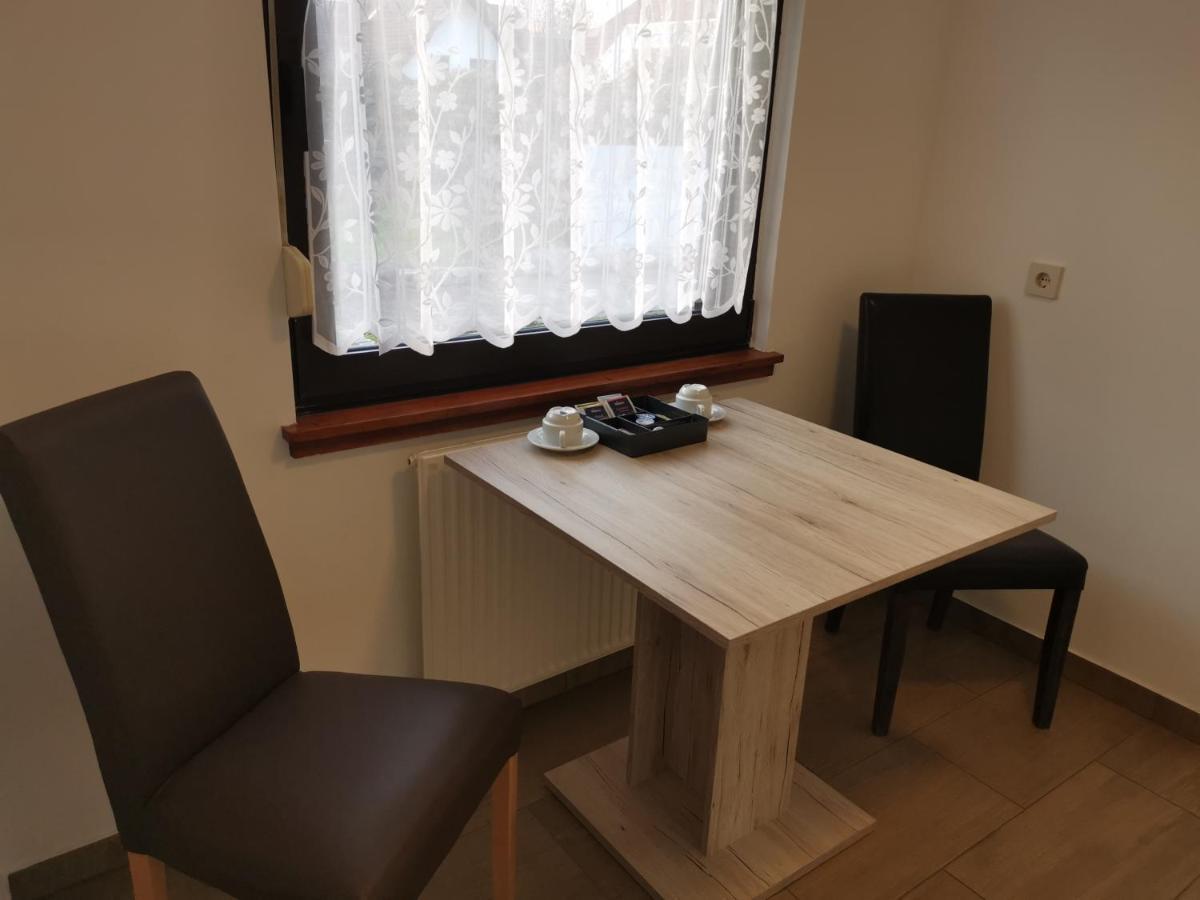 Gaestehaus Haeuser Linden  Екстериор снимка
